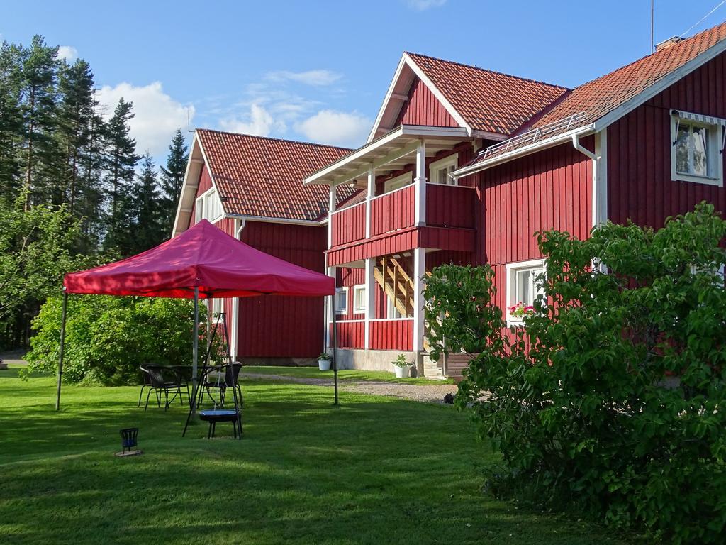 Viking Trails Outdoor & Accommodations Rattvik Exterior photo